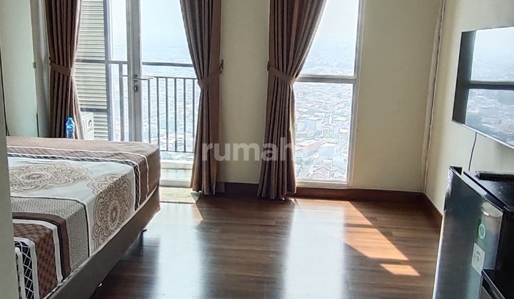 Apartment in Puri Orchard Full Furnished 32nd Floor Studio Type 2