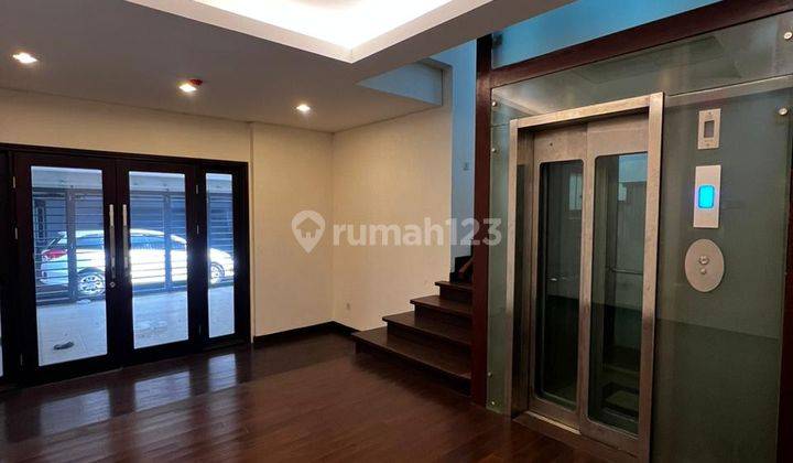 Dijual Cepat Rumah di Kemayoran Royalton Residences 2