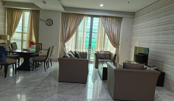 Disewakan Apartemen Senayan City 3 BR Full Furnish Mewah 1