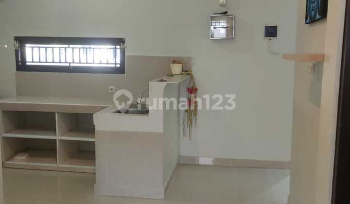 Furnished House Suitable for Small Families Located in Penamparan Close to Kerobokan, Muding Dalung, and Canggu with Passing Vehicle Access Furnished House Suitable for Small Families Located in Penamparan Close to Kerobokan, Muding Dalung, and Canggu with Passing Vehicle Access