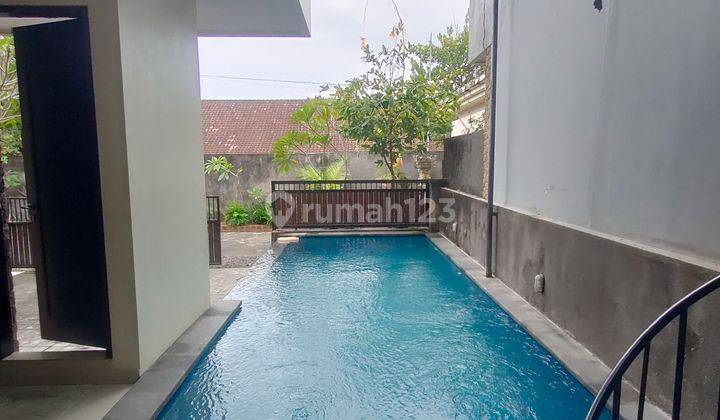 Rumah mewah dua lantai dengan pool one gate system super strategis dekat ke renon , sanur , teuku umar dan kemana-mana 2