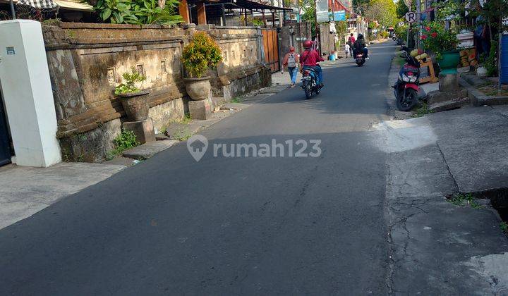 Rumah modern dua lantai ditengah antara teukur umar dan pedungan dengan akses mobil papasan