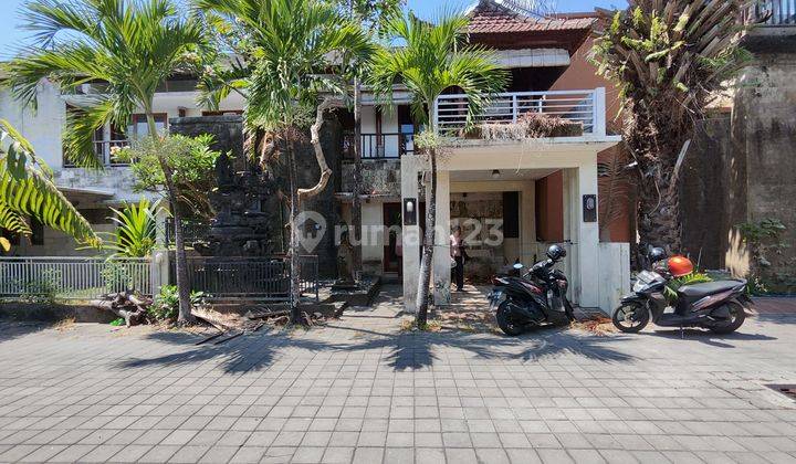 Rumah semi villa pusat kota one gate system paving sudah furnish dekat renon dan sanur 1