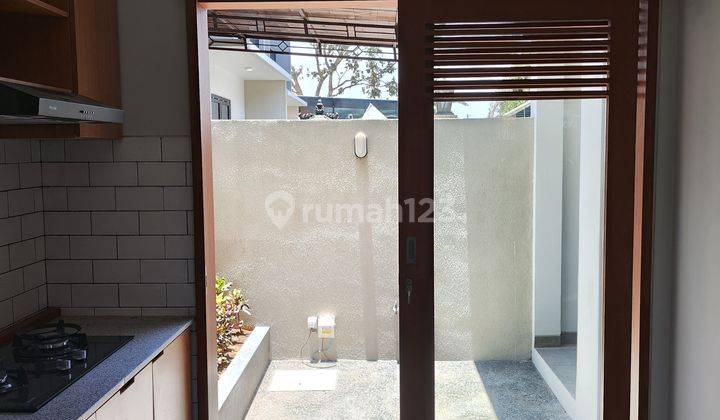 Semi villa house very close to Padonan Canggu one gate system with exclusive 6 meter road access 2