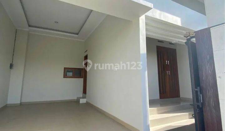 Rumah semi villa dengan view sawah one gate system dekat dengan sanur  2