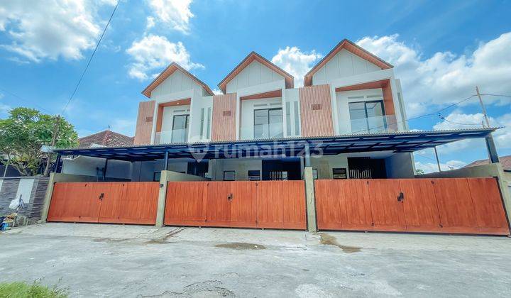 Rumah modern cluster eksklusif pusat kota dengan akses one gate system mobil papasan,, dekat renon , rumah sakit sanglah , UNUD sudirman , dan jalan raya sesetan 1