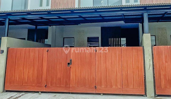 Rumah modern eksklusif one gate system akses mobil papasan super strategis dekat sekali rumah sakit sanglah , UNUD sudirman , Renon dan sesetan 1