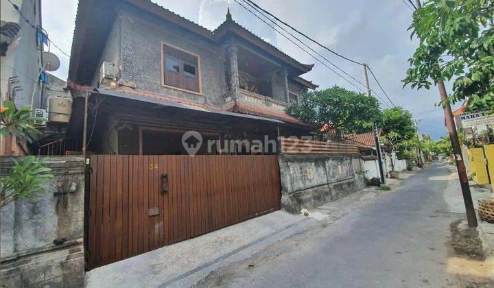 Rumah Luas Lega Dekat Sekali Jalan Raya Sesetan Di Pulau Sula 1