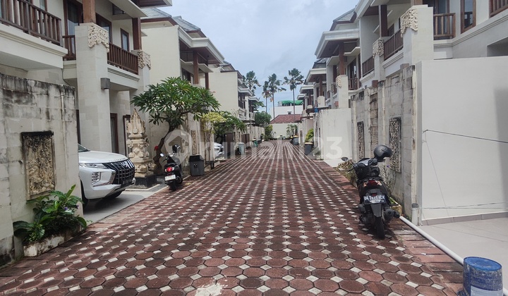 House Inside a Luxury Cluster with One Gate Security System Near Sanur Renon and Sesetan in Tukad Balian House Inside a Luxury Cluster with One Gate Security System Near Sanur Renon and Sesetan in Tukad Balian