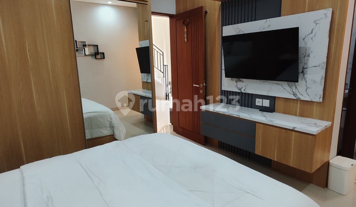 Modern Furnished New House, 5 Minutes to Kerobokan, 10 Minutes to Seminyak and Sunset Road, 15 Minutes to Canggu 2