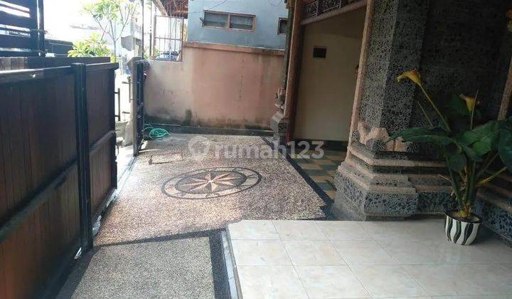 Rumah Luas Lega Dekat Sekali Jalan Raya Sesetan Di Pulau Sula 2