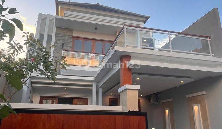 Beautiful new semi villa house with easy car access, super strategic location near Renon, Kesiman and Sanur 1