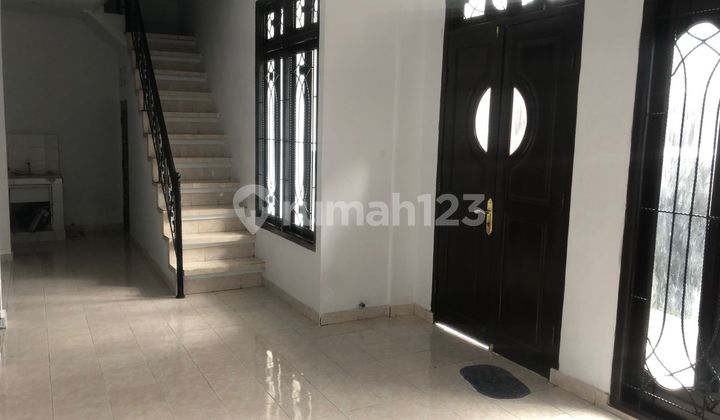 Rumah Dua Lantai Di Sesetan Jalan Pulau Moyo Akses 6 Meter 2