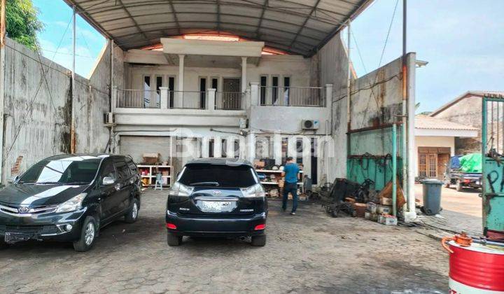 Gudang + rumah 2 lantai Nol Jalan Raya strategis  tuk usaha atau kantorRAYA SEPANJANG 1