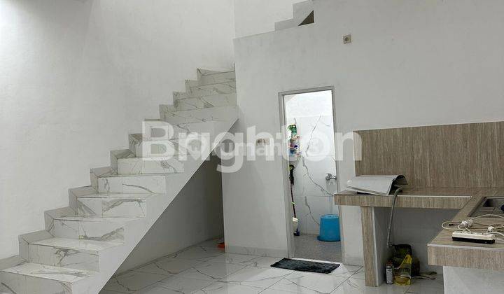 Rumah 2 lantai minimalis modern terawat siap huniGRAND ROYAL REGENCY 2