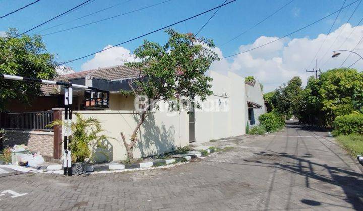 Rumah 1 lantai pojok (hook) di lingkungan nyaman , dekat kota Sidoarjo PERMATA SIWALAN INDAH 2