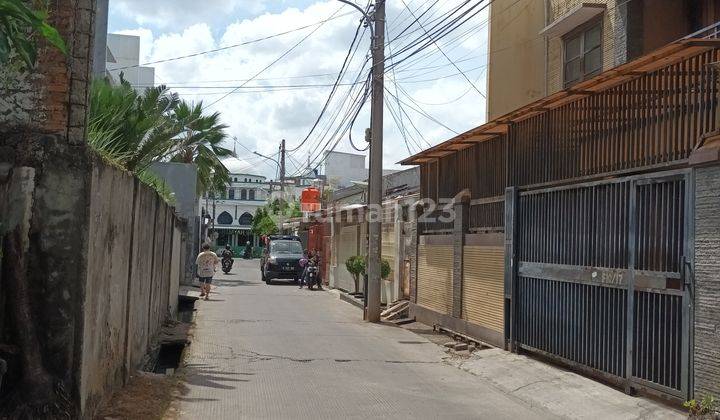 RUMAH TUA ITUNG KAV TAMAN RATU FLAMBOYAN TIMUR di TAMAN RATU FLAMBOYAN TIMUR 3F/20 JAKARTA BARATl 2