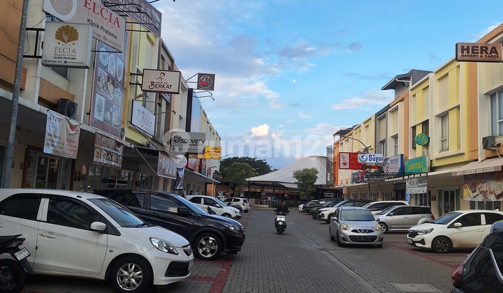 Pisa Grande Beautiful Shop House Tangerang Area Pisa Grande Beautiful Shop House Tangerang Area