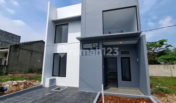 ******** High Ceiling. Ada Mezanine di Perumahan Taman Sari Bukit Damai, Jl. Pemuda, Padurenan, Gunung Sindur, Bogor, Jawa Barat, Indonesia, 16340, Gunung Sindur