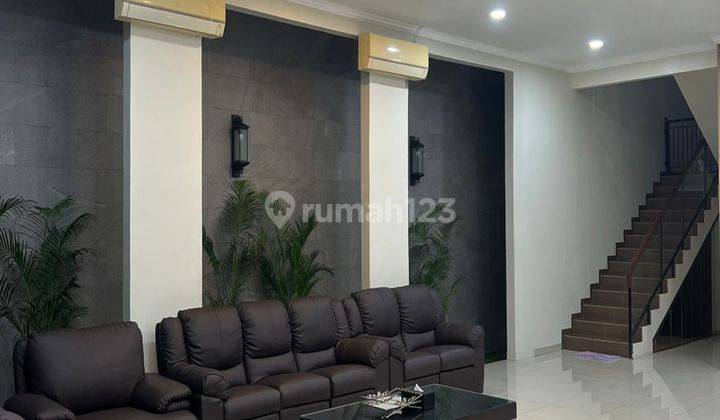 Rumah Di Cluster Crown Dengan Taman Tebuka Di Belakang 1