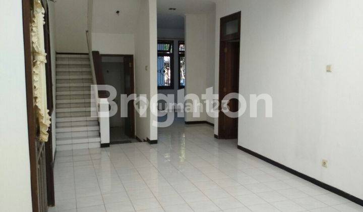 Rumah Graha Famili Blok P Luas Tanah 230 M2 2