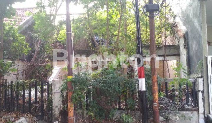 RUMAH HANCUR  HITUNG TANAH MURAH LOKASI WISMA MUKTI 1