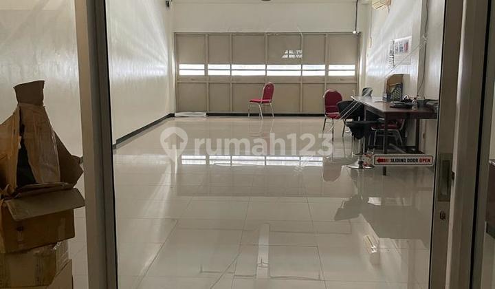 Ruko Jarang Ada Di Graha Famili Dekat Hokky Supermarket Hadap Timur Ruko Jarang Ada Di Graha Famili Dekat Hokky Supermarket Hadap Timur