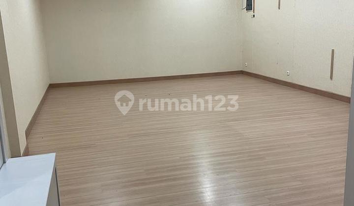 Graha Famili Loop Plaza Ruko Rarely Available East-Facing 4 Floors 2