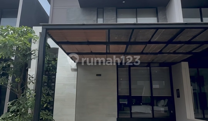 Ready House Type Whitney Deluxe in Greenlake Citraland Housing Estate, West Surabaya