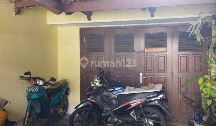 Rumah di Jemursari Selatan dekat nol Jalan Raya di Surabaya Selatan cocok untuk Usaha 2