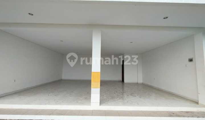 Strategic Shophouse in Pererenan, Canggu 2