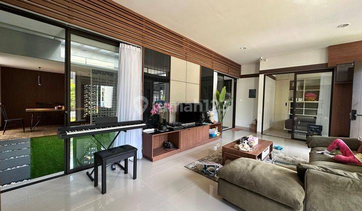 For Rent Rumah Furnished Cluster Flora Summarecon Bandung (2 unit rumah dijadikan 1 ) 1