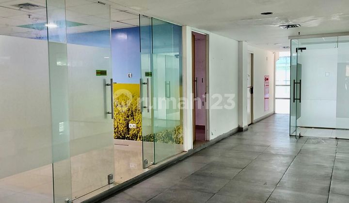 Strategic Office Space Ready for Use on Mainroad Jalan Merdeka Bandung