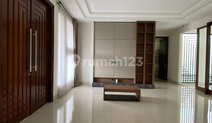Rumah Lux Minimalis Siap Huni di Setra Duta Bandung