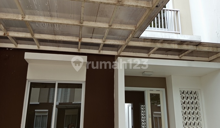Rumah 2 Lantai Siap Huni Di Cluster Cynthia Summarecon Bandung 2