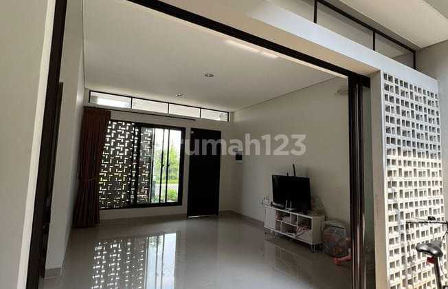 Rumah Minimalis Siap Huni di Summarecon Bandung Cluster Flora