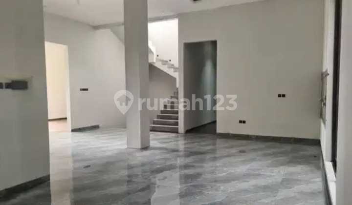 Rumah Mewah 4 Lantai di Xandari Summarecon Bandung 2