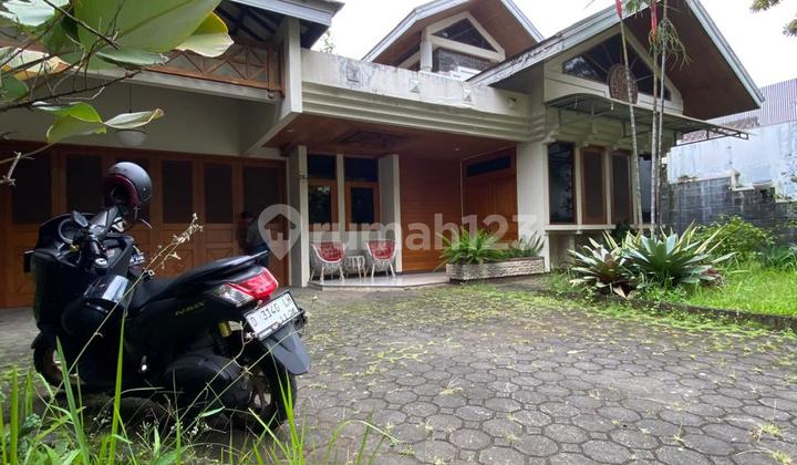 Spacious Ready-to-Live Furnished House in Setrasari Bandung