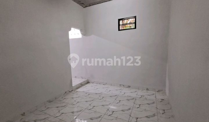 Rumah Siap Pakai Dua Lantai Semarang Barat 2