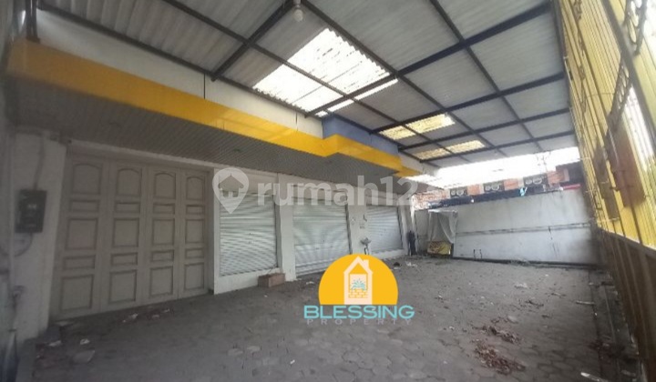 Premium roadside shophouse in a strategic location 2
