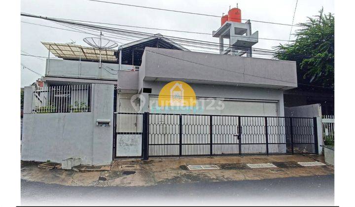 Rumah Investasi Semarang Selatan Bangunan Klasik Siap Pakai Dekat Kota 1