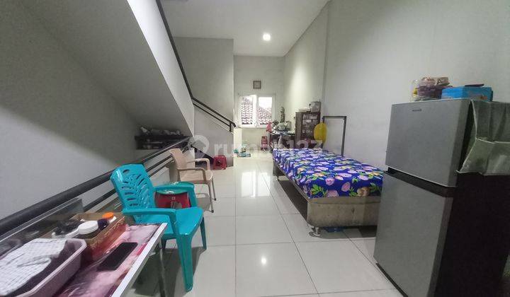 Investasi pinggir jalan raya dua lantai  4