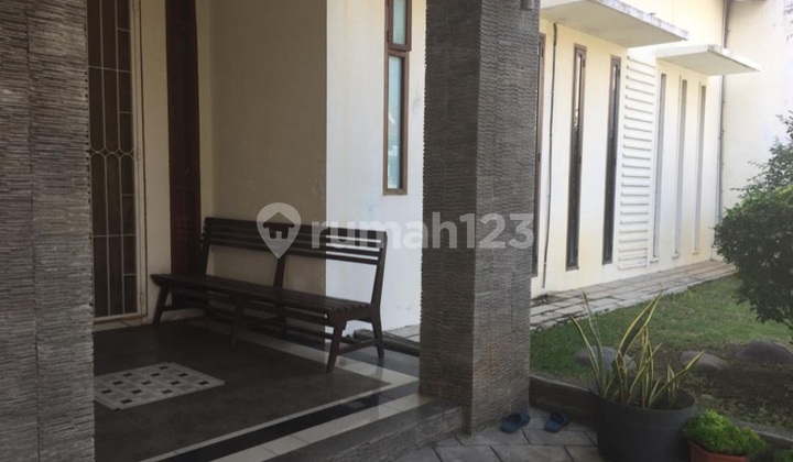 Single-Story One Gate House Puri Anjasmoro 2