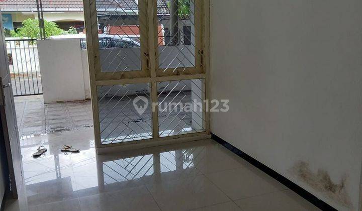 Rumah Sewa Siap Pakai Purianjasmoro Semarang Barat  2