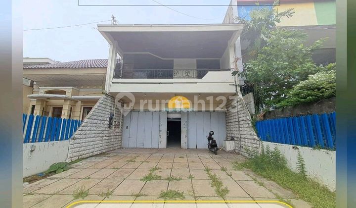 Strategic Two-Story Commercial Business Space in Central Semarang