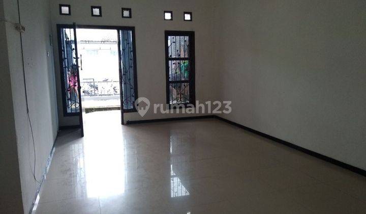 Rumah Satu Lantai Semarang Indah Dekat Kota 2