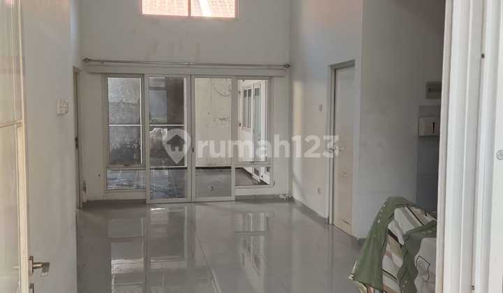 Rumah Hunian Cluster One Gate Perumahan Graha Padma 2