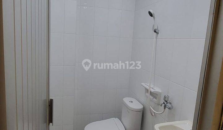 Rumah 3 Lantai dekat Pusat Kota, Mall, Taman Rekreasi, dan Perkantoran 7