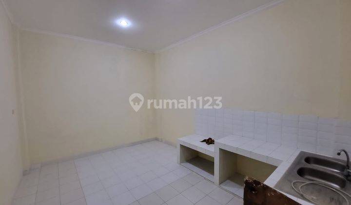 Rumah 3 Lantai dekat Pusat Kota, Mall, Taman Rekreasi, dan Perkantoran 10