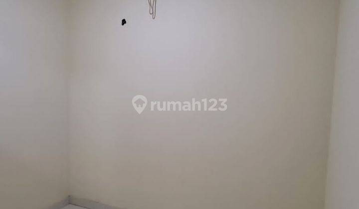 Rumah 3 Lantai dekat Pusat Kota, Mall, Taman Rekreasi, dan Perkantoran 20